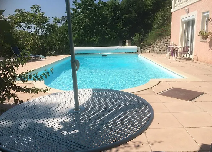Studio Independant Dans Villa Avec Piscine A Gap