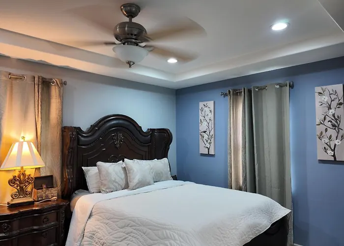 Spacious 4Br 3Baths Near Airport And La Plaza Mall