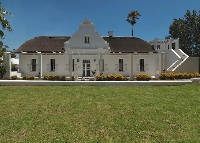 Robertson Manor
