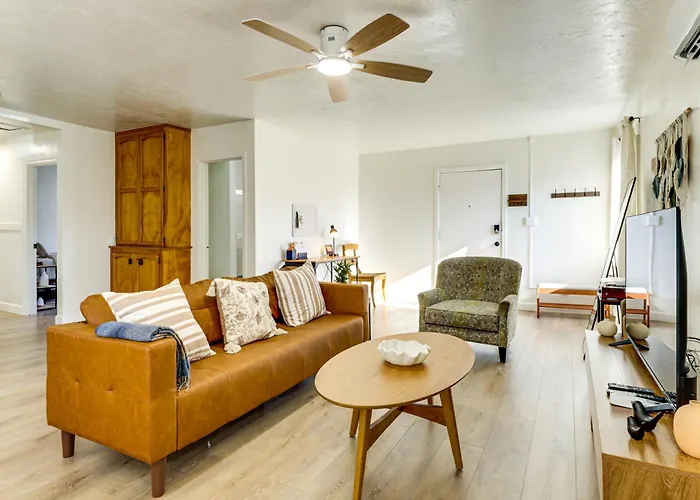 Clear Lake Living! Pet-Friendly Gem W/ Fenced Yard