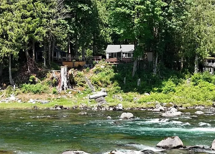 Mt Index Riverview Cabin