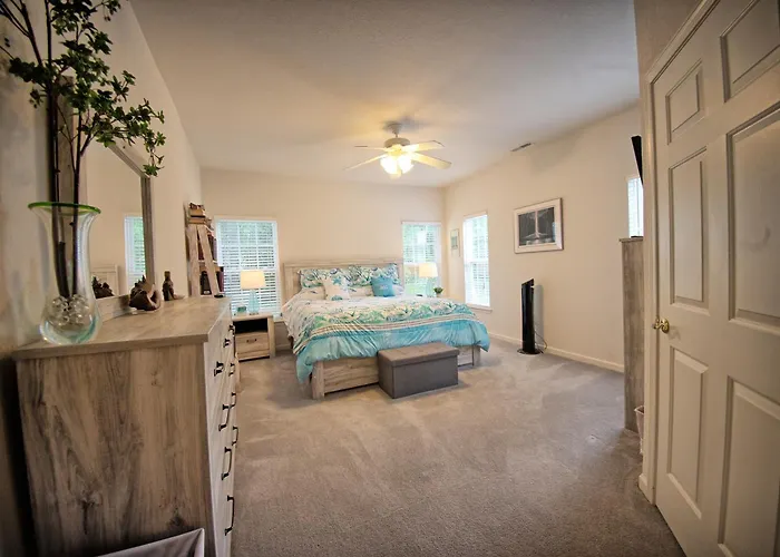 ⛱ Quiet 3 Bed Twinhome Just 3 Miles From Beach! ⛱
