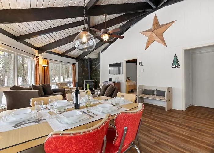 Chic 2 Bd 2 Ba Near Skiing Fireplace Etc