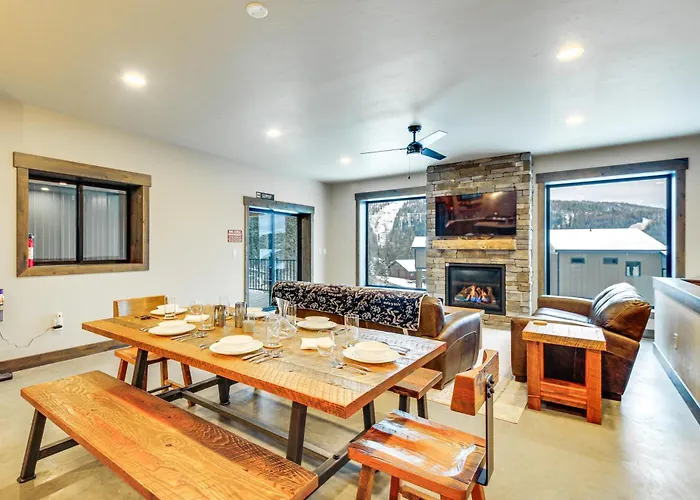 Luxury Ski Home W/ Hot Tub On Schweitzer Mountain