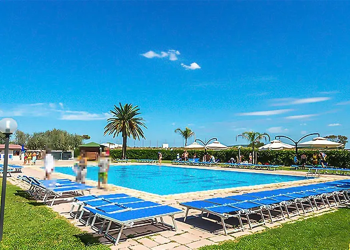 Stunning Home In Tarquinia With Swimming Pool