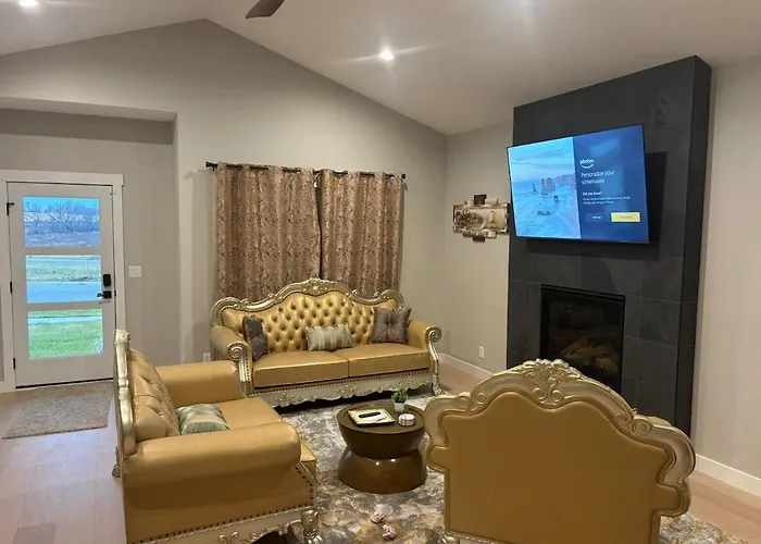 Custom Luxury Rambler In Highland Hills