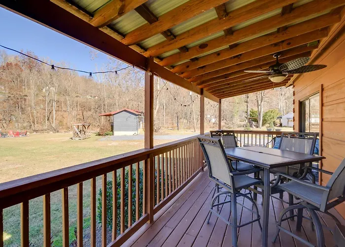 Bike, Hike, Ride & Fish From Cozy Creekside Cabin