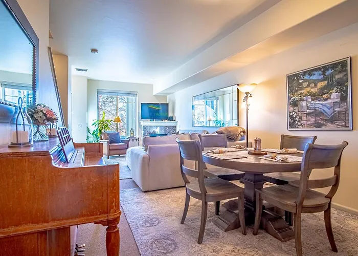 2Bd Sweetwater Condo - Community Park, Pool + Hot Tub
