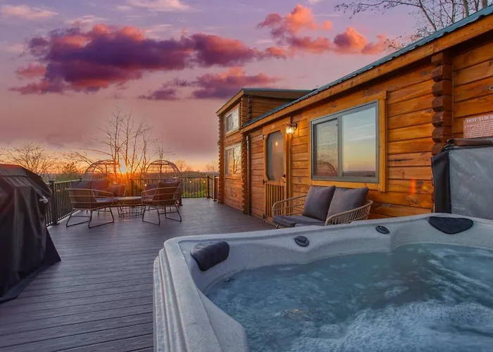 Hillside Hideaway - Hot Tub