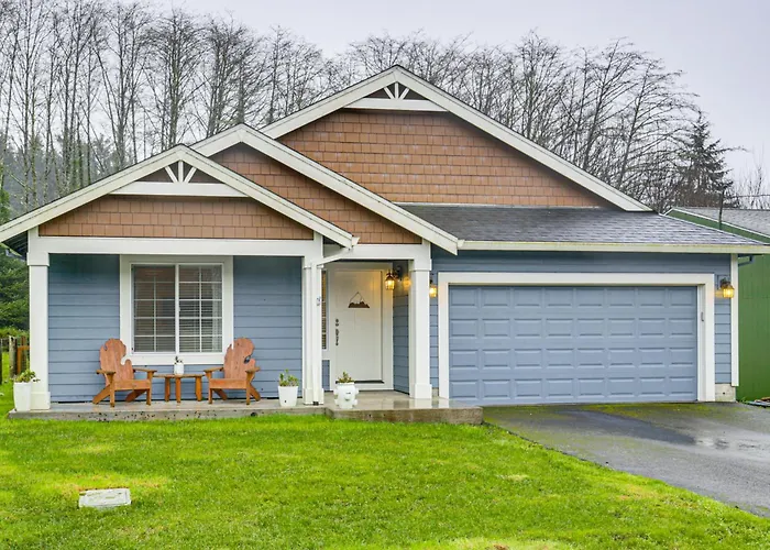 Entertainment Shed! Pet-Friendly Oregon Coast Home