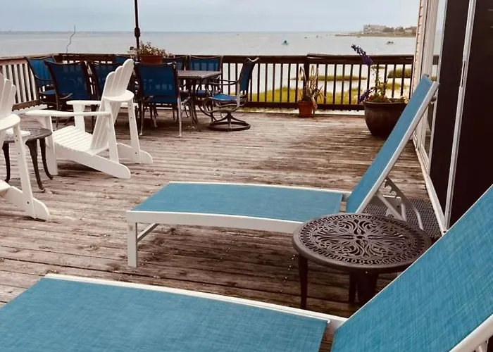 Fabulous Westhampton Dunes Waterfront