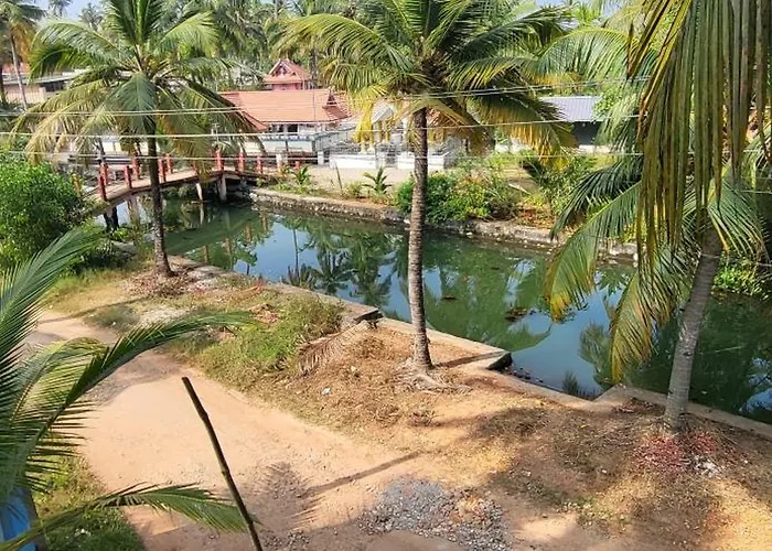 Thoppil Residency, Munroe Islands