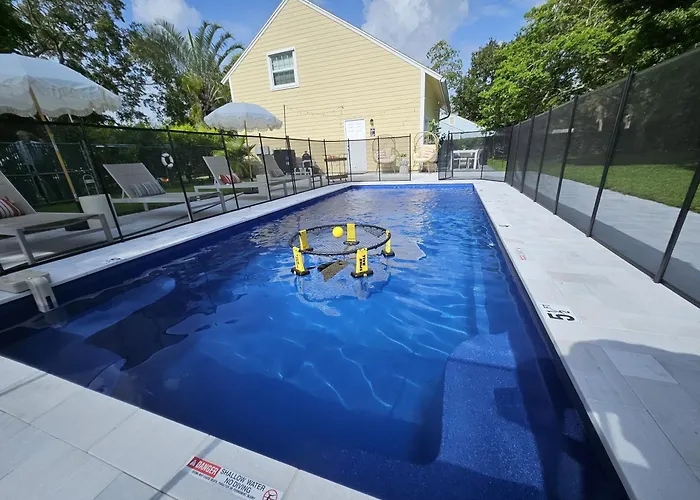 Heatedpoolpatioking Bedsbbqnear Beachplayroom