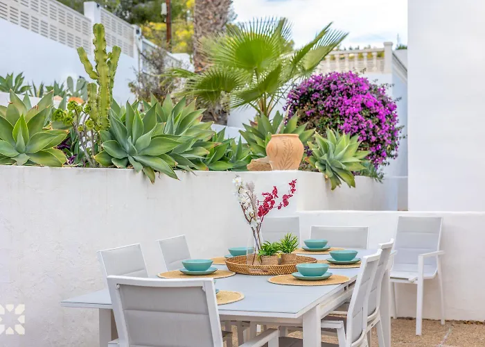Villa Louise By Abahana Villas