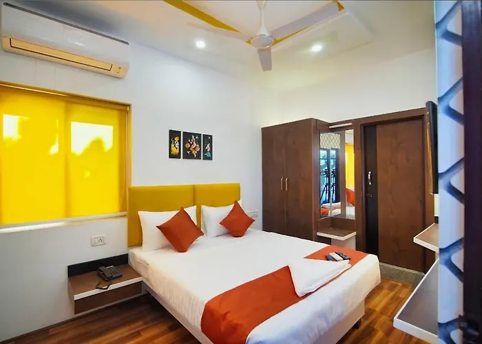 Balaji Guest House