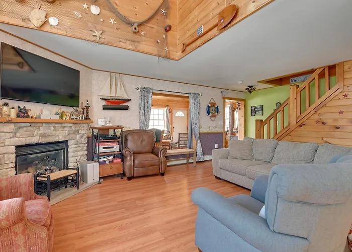 Steps From Lake George! 8-Acre Home W/ Dock Access