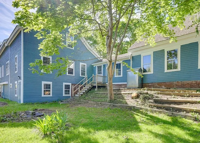 Cape Cod Farmhouse 1800S Charm