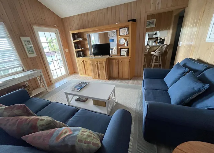 Easy Breezy - Waterfront Beach Bungalow With 150 Foot Dock On Guana Cay And Waterside Pergola