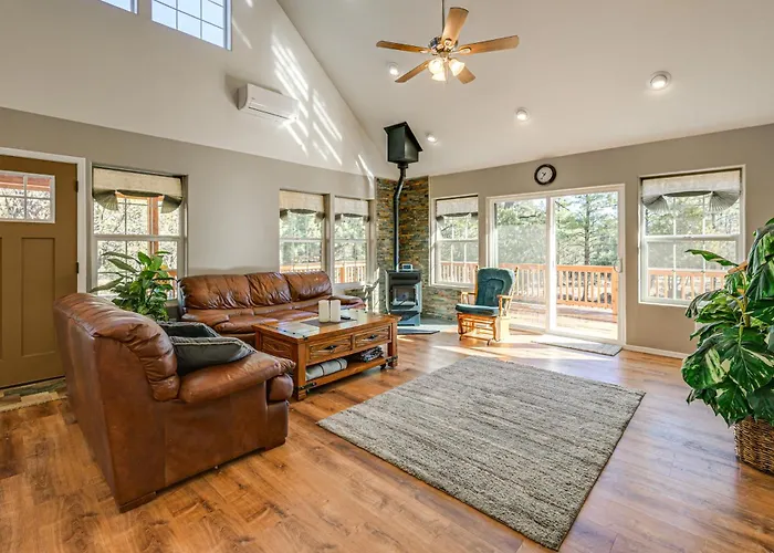 Peaceful Blue Ridge Cabin W/ Wraparound Deck!