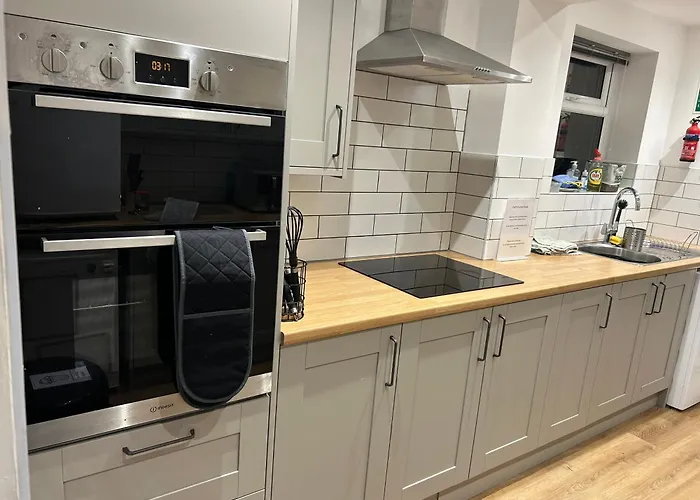 Barratt Street En-Suite Rooms