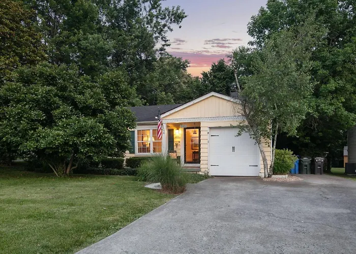 Charming Cottage | Near I-75 & Horse Park + Farms