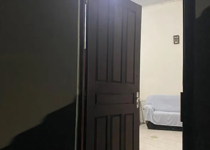 Kitnet Perto Da Praia Coroados