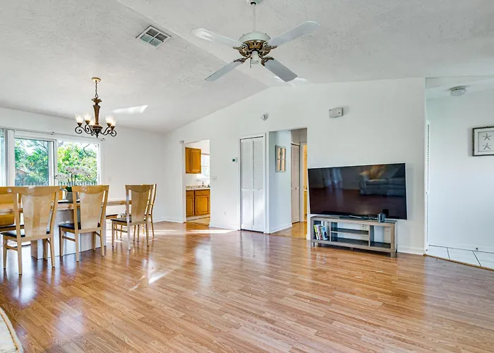 Peaceful Palm Bay Retreat W/ Spacious Yard!