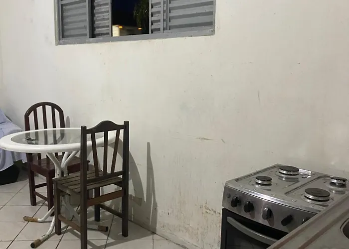 Kitnet Perto Da Praia Coroados