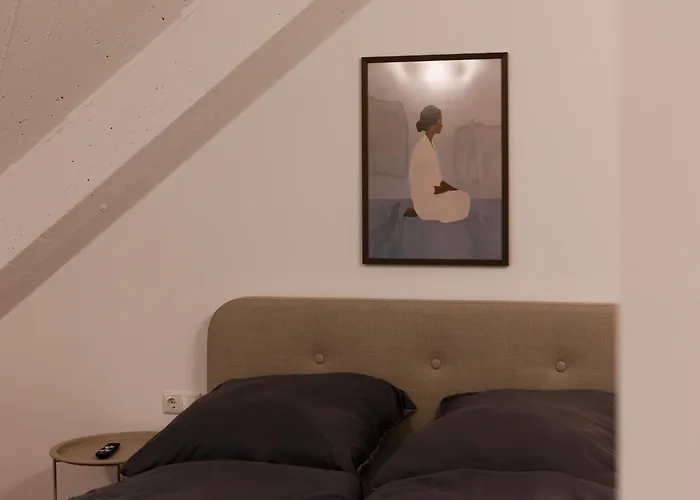 Bm Rooms Innenstadt - Grosse Moderne City Zimmer Mit Eigenem Bad Im Herzen Der Stadt