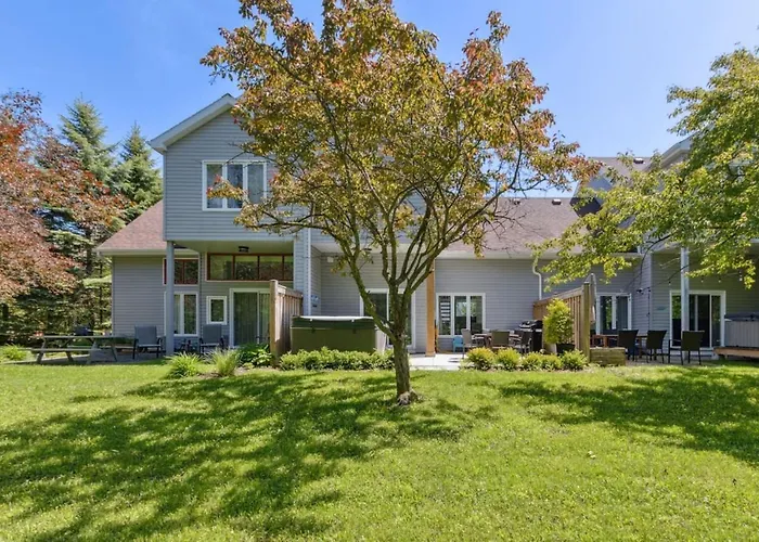 Townhome Near Blue Mtn With Hot Tub, By Property Valet