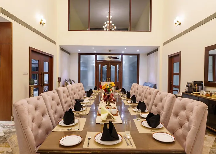 Ama Stays & Trails - Hermitage Villa, Kolkata
