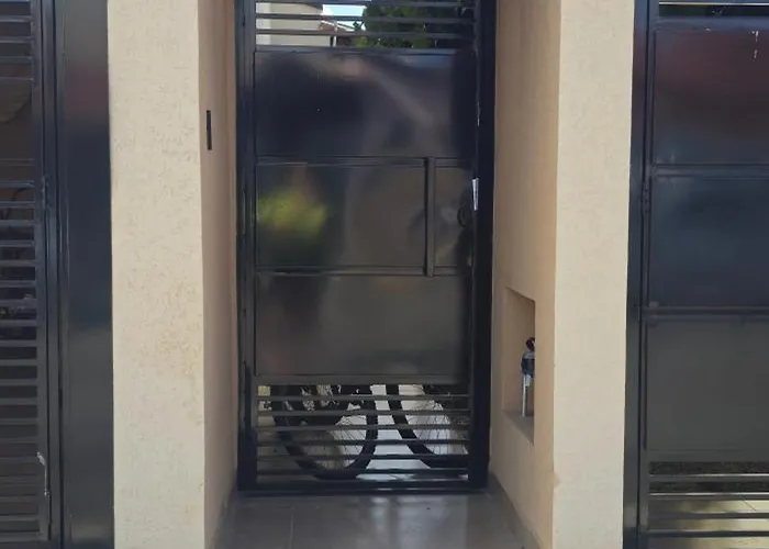 Quarto Aconchegante Com Wi-Fi Self Check-In E Garagem