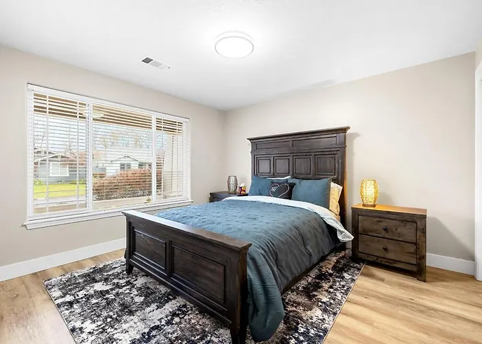Unforgettable Stay At Edgewater Drive