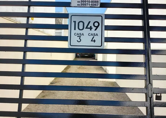 suíte para 3 pessoas com ar,tv e frigobar garagem para veículo de pequeno porte