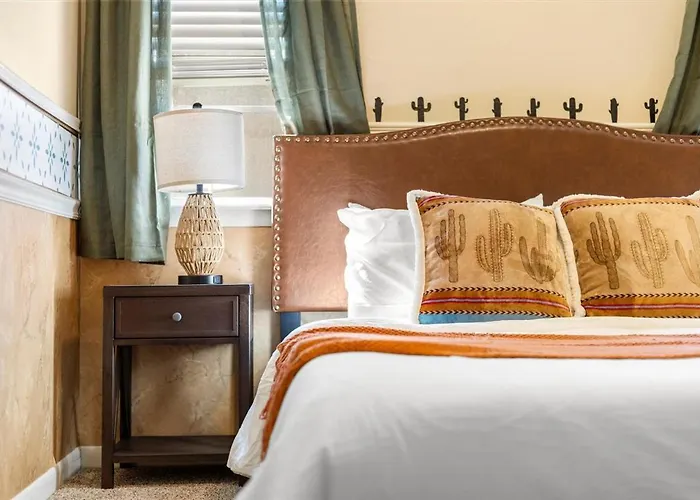 4Bd Cozy Escape Bbq & Private Hot Tub