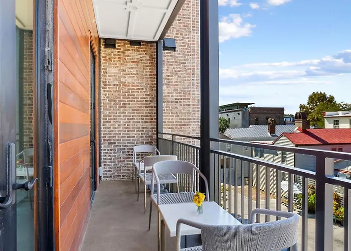 Fire Tower Downtown Gem 1Br With Balcony & Views