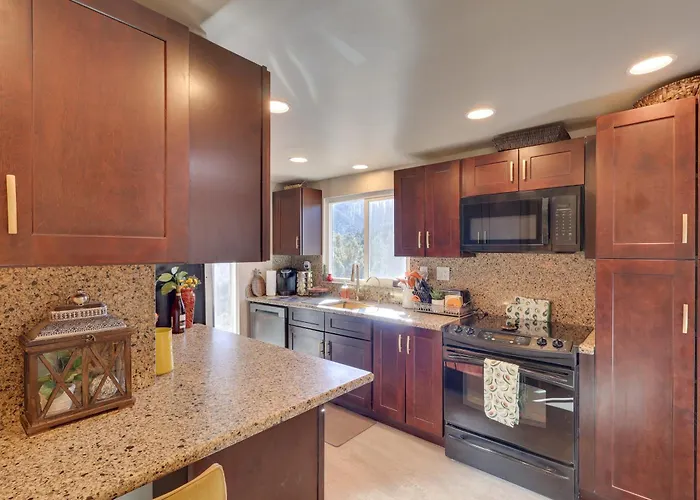 Hualapai Mtn Views On 2 Acres: 'Thunderhead' Home