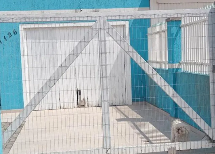 Quarto Azul Com Cozinha E Piscina So Sua