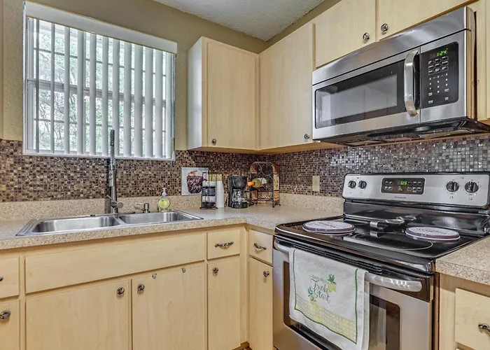 Golf, Paddle & Hike: Cozy Inverness Home W/ Yard
