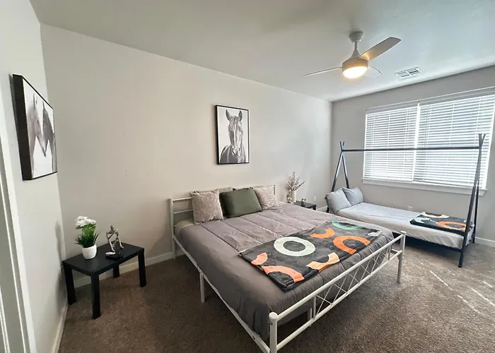 Spacious Family Townhouse