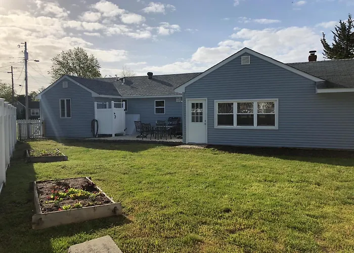 Pet-Friendly Beach House With Game Room