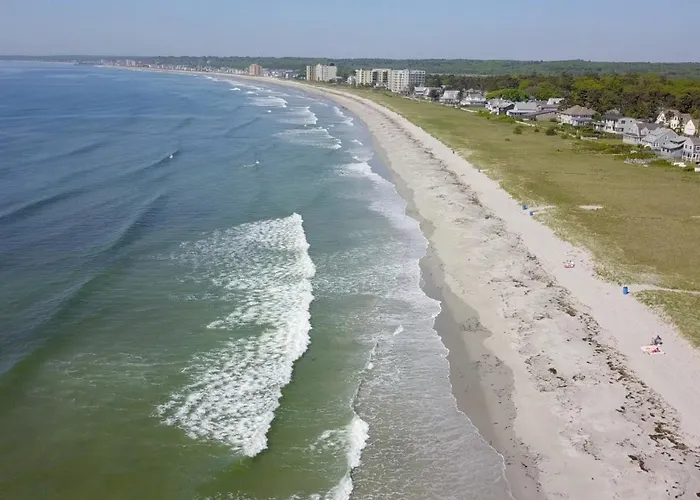 Driftwood Cottage By Bayley Vacation Rentals