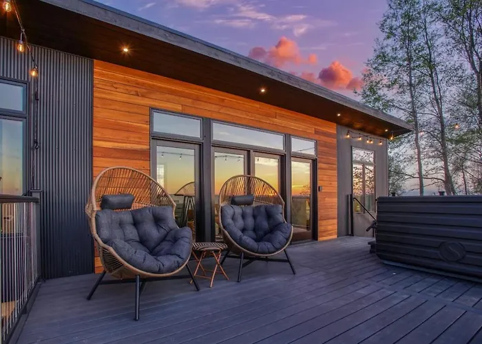 Skyline Serenity - Hot Tub
