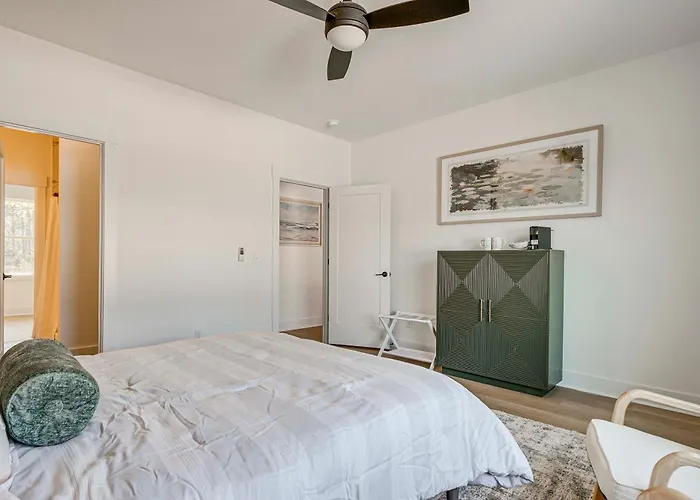 4 Mi To Surf City Beaches! Family Coastal Retreat