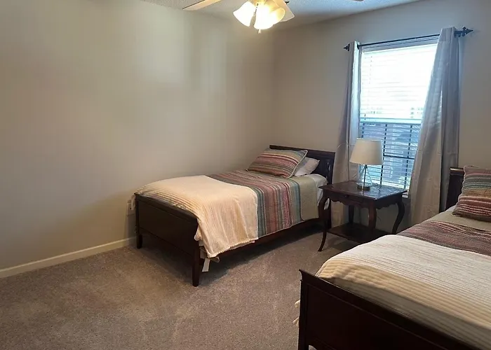 Spacious Cartersville Townhome