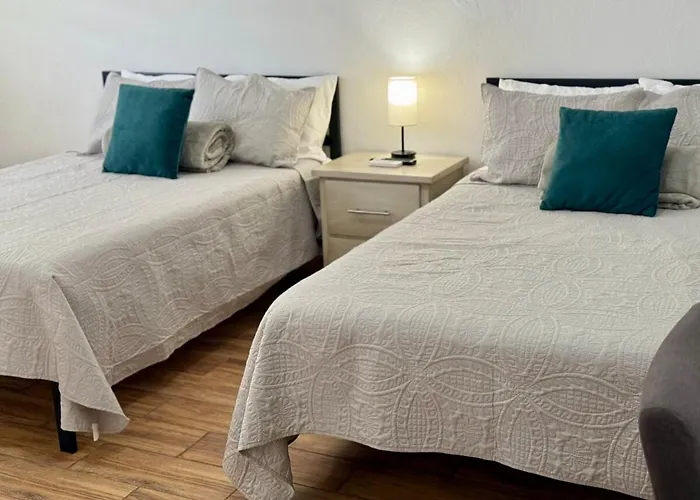 Muy Centrico, Tec Mty, Hosp Angeles, Facturamos
