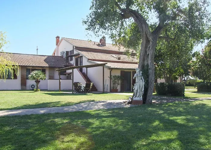 Gorgeous Home In Grosseto With Wifi