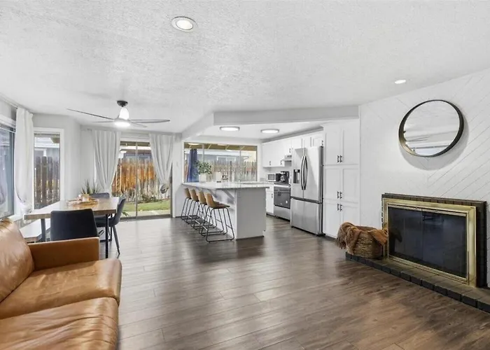 Stay In The Heart Of Medford
