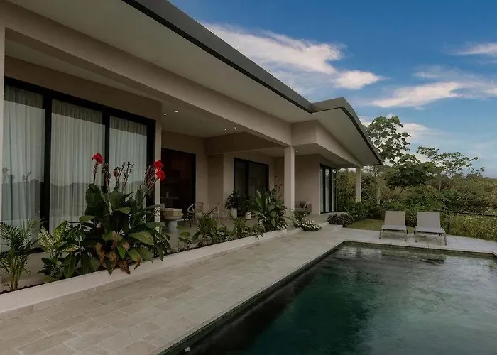 Hillside Oceanview Home With Pool In Venao