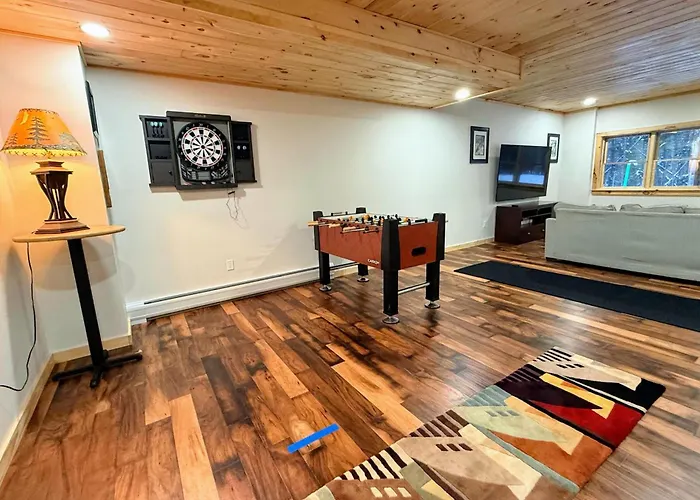 2S New Log Cabin In Bethlehem - Privacy, Firepit, Great Location!